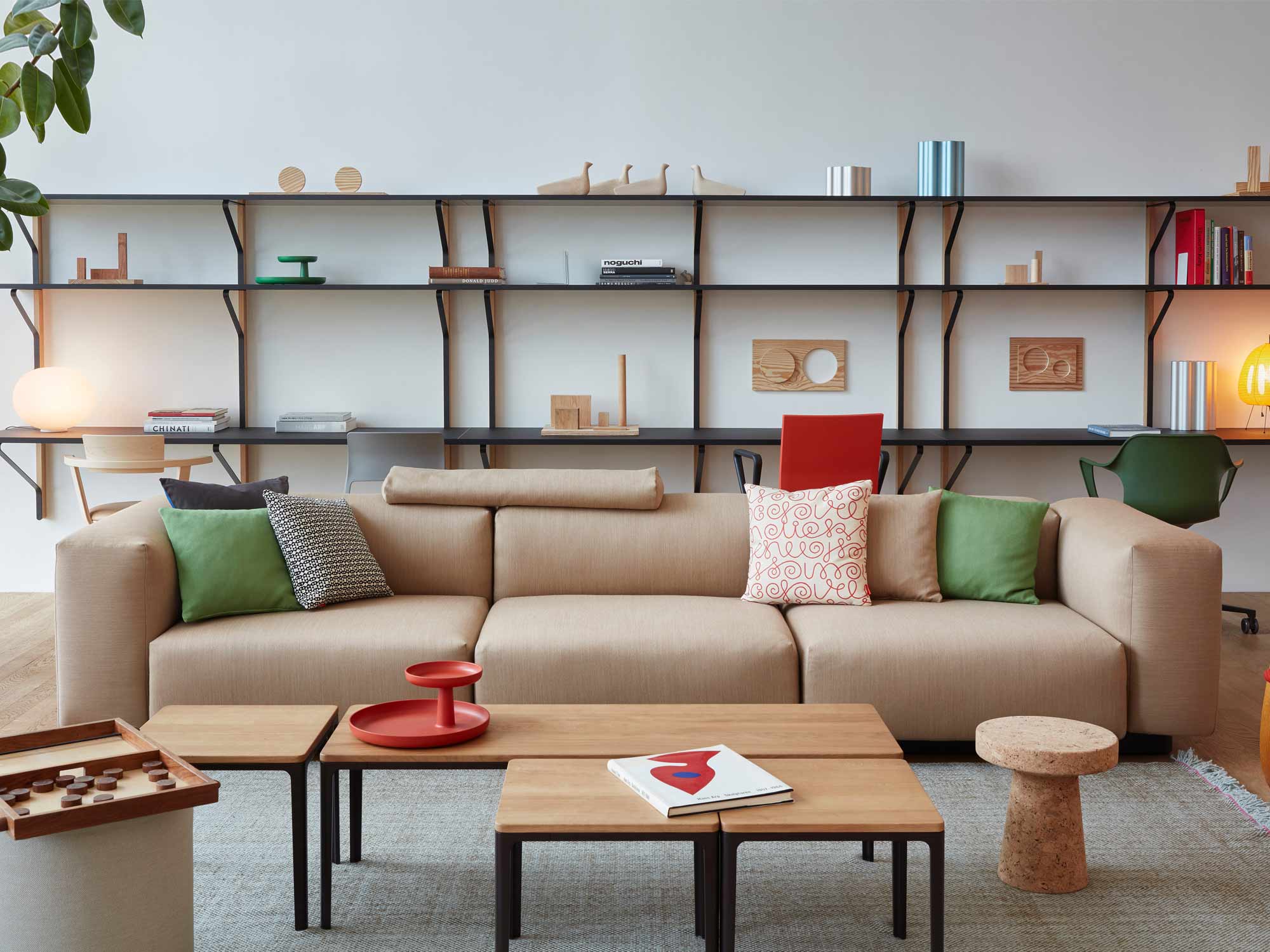 开云（中国） - 附件|花器|办公家具|设计师家具|云朵花瓶